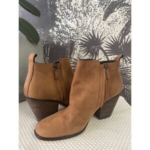 Cole Haan Women's Leather Boots/Booties Zip up Size 11 Brown/Camel